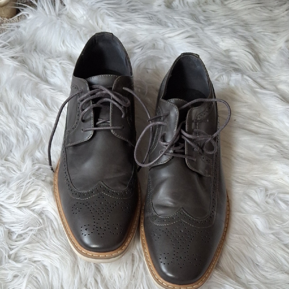 Classic Gray Leather Men's Shoes